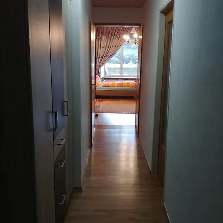 In Ruedesheim Mit Rheinblick, Le Апартаменты Рюдесхайм-на-Рейне